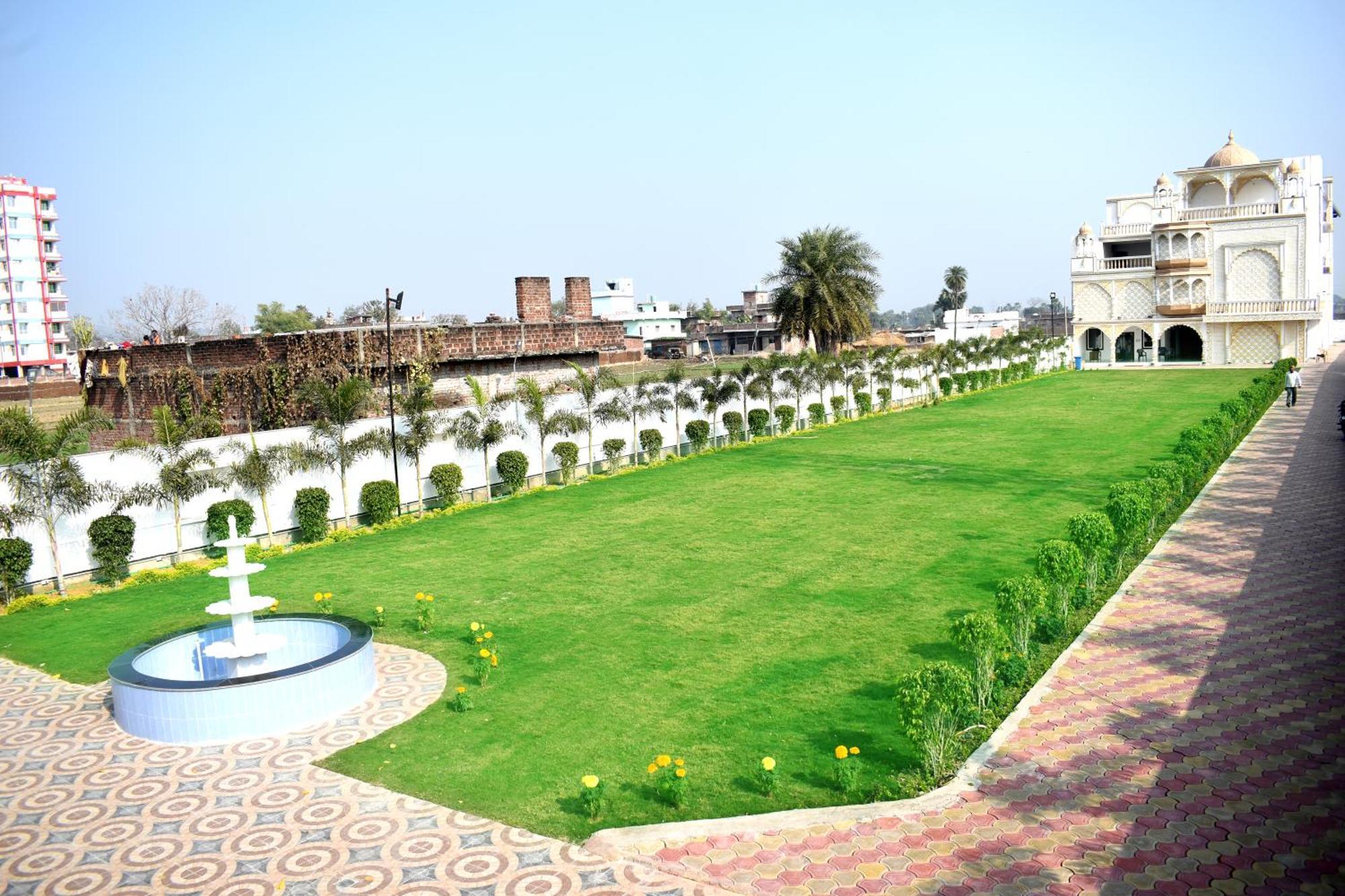 Vatika Banquet And Lawn Hotel Gaya Exterior photo